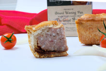 Load image into Gallery viewer, Pork, Pheasant &amp; Caramelised Onion Small Pie

